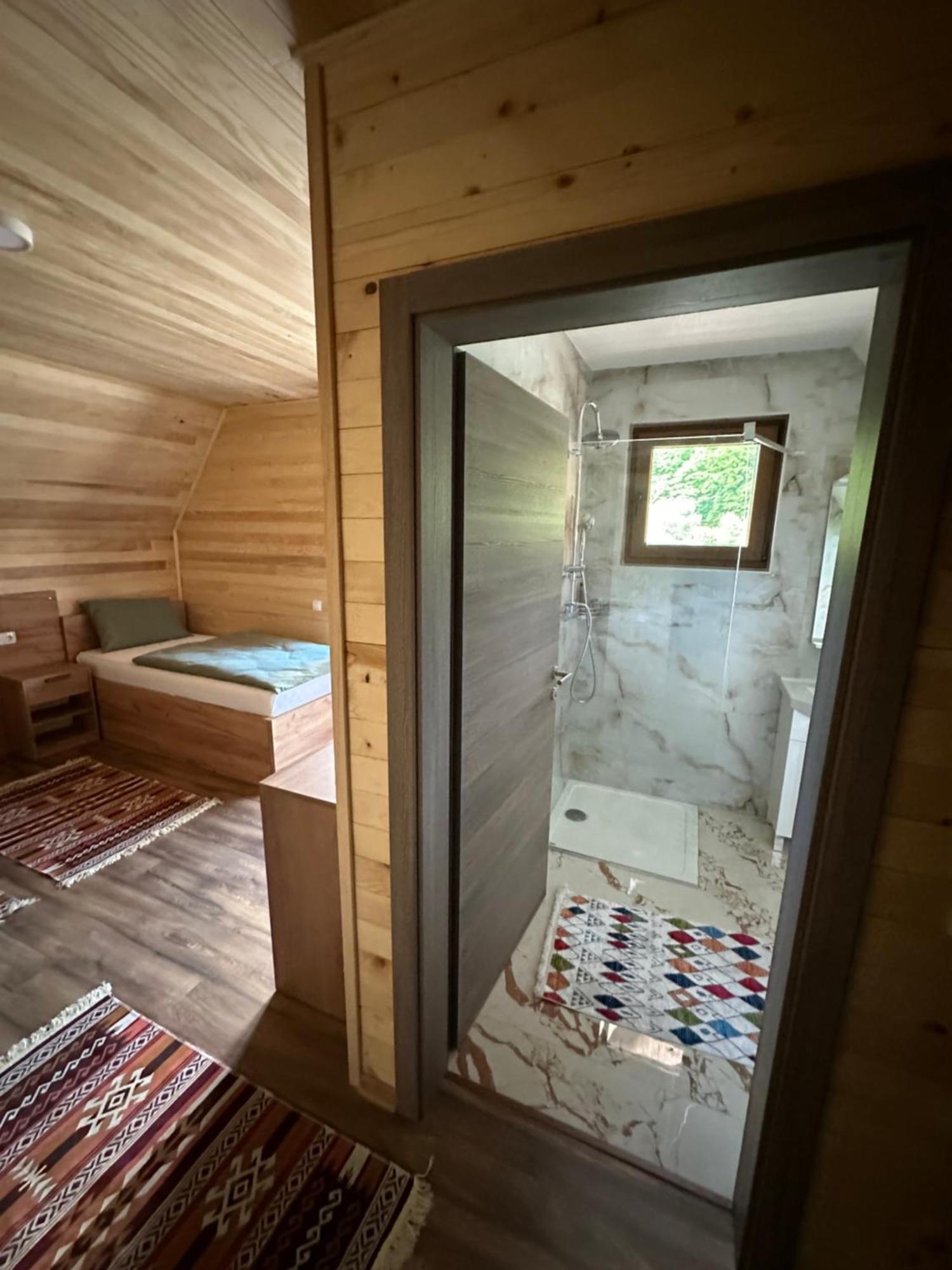 Bungalow House - 5 Rooms Zolaci Buitenkant foto